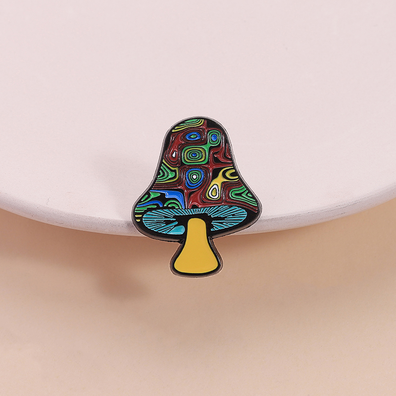Seltsame Fliegenpilz-Emaille-A – Flower Frog Pin Bewertung und Preis